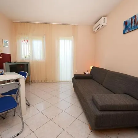 Vila Matkovic 2 Kukci